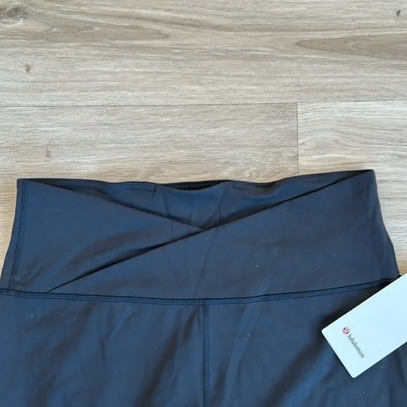 Lululemon Wunder Train Cross-Waist Tight 25" - Picture 8 of 11